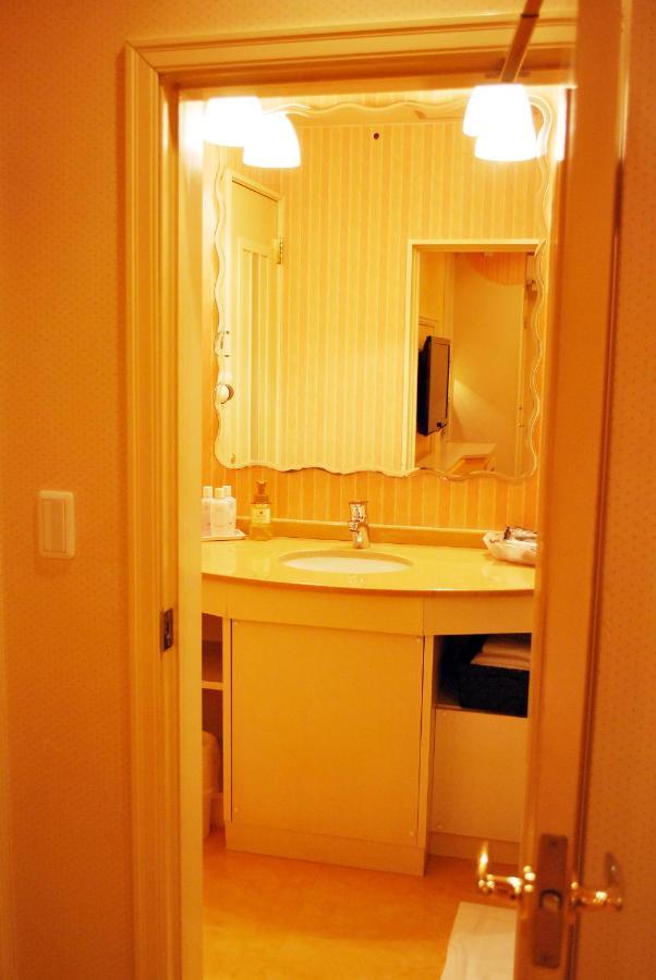 Ena Hotel Venus Exteriör bild